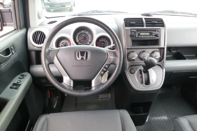 2005 Honda Element SH AWD Technology Backage