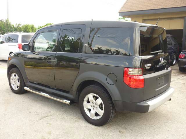 2005 Honda Element EXT WB LT W/1lt