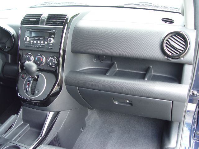 2008 Honda Element 1998 Kia EX