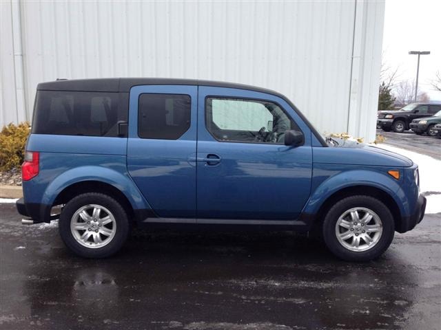 2008 Honda Element Challenger