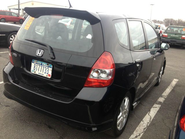 2007 Honda Fit 9-3 4Dr