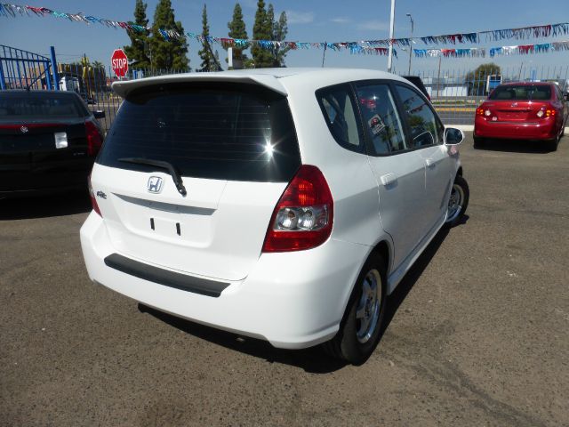 2007 Honda Fit 9-3 4Dr