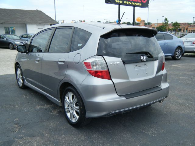 2009 Honda Fit 9-3 4Dr