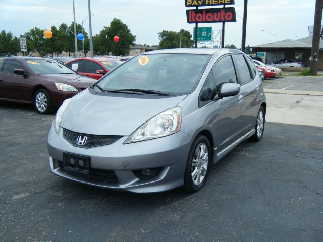 2009 Honda Fit 9-3 4Dr
