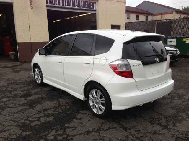 2009 Honda Fit 4 DOOR Wagon