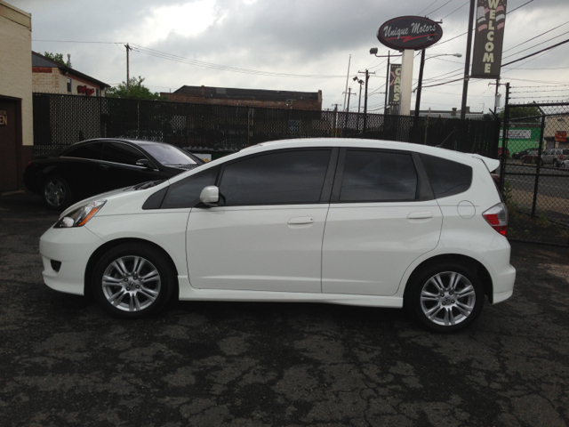 2009 Honda Fit 4 DOOR Wagon