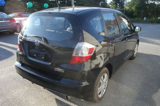 2011 Honda Fit Premium Quattro