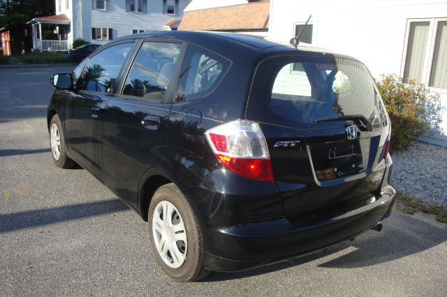 2011 Honda Fit Premium Quattro