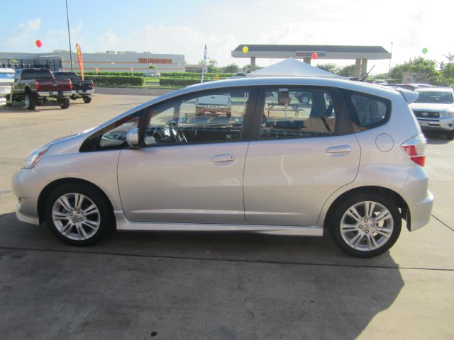 2011 Honda Fit 9-3 4Dr