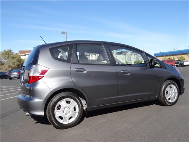 2013 Honda Fit FWD 4dr