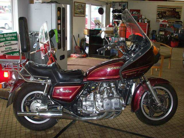 1982 Honda GL1100 Unknown