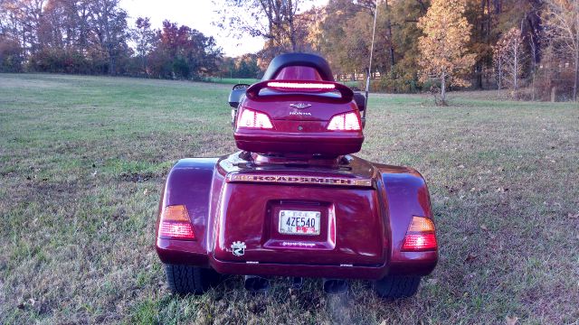 2005 Honda GOLDWING LS Special Sedan