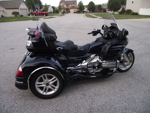 2009 Honda GOLDWING Trd/off Road Access Cab