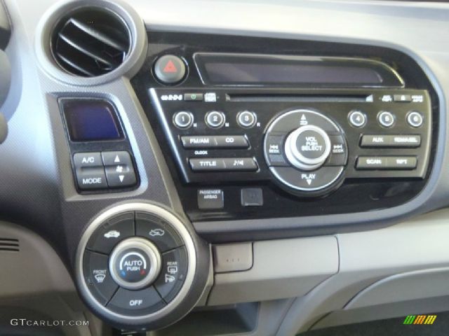 2010 Honda Insight Touring_leather