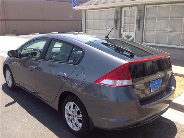 2010 Honda Insight T6 AWD 7-passenger Leather Moonroof