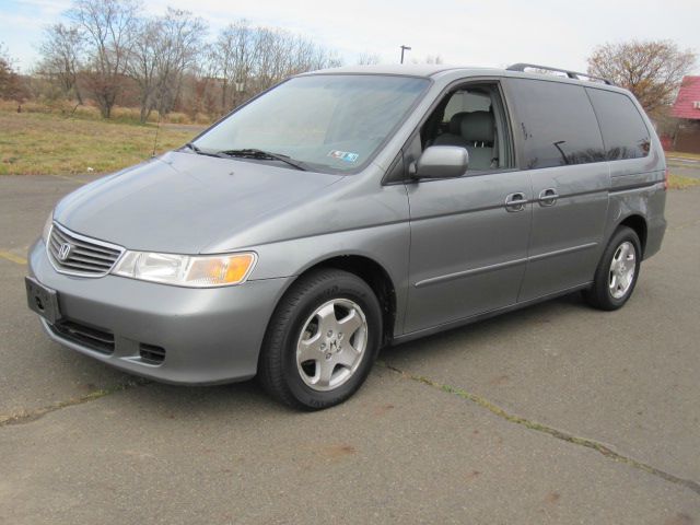 1999 Honda Odyssey LS 2WD