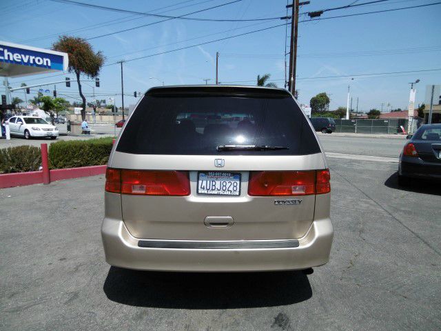 2001 Honda Odyssey L.T. 4-w.d. 5.3L