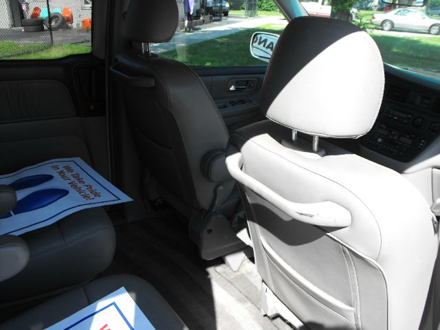 2002 Honda Odyssey LS 2WD