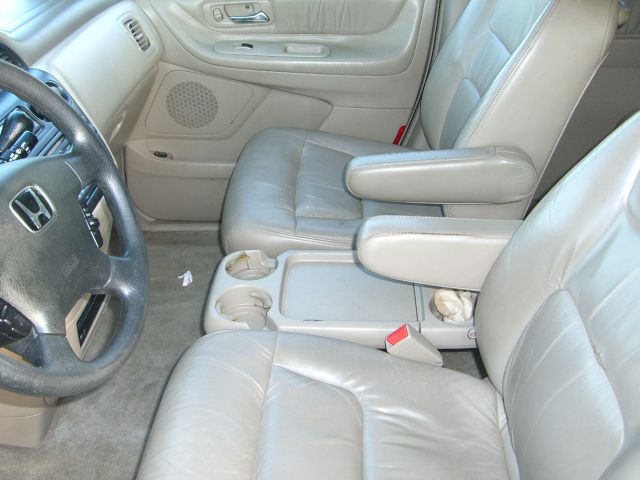 2002 Honda Odyssey LS 2WD