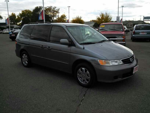 2002 Honda Odyssey LS 2WD