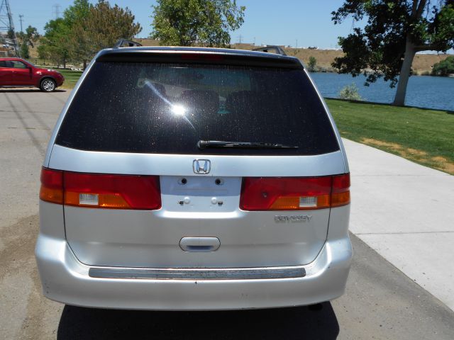 2002 Honda Odyssey LS 2WD