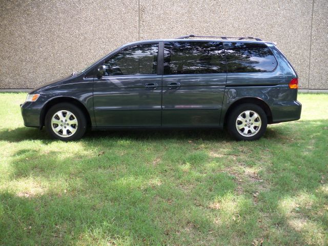 2003 Honda Odyssey GS 43