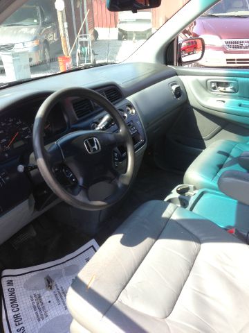 2003 Honda Odyssey GS 43