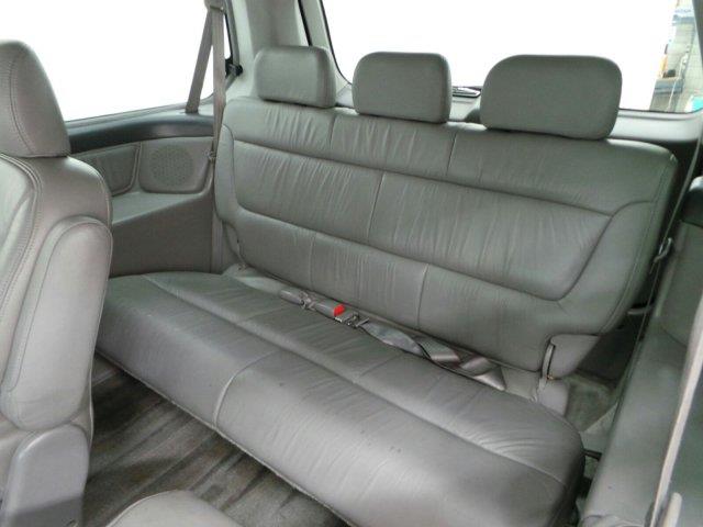 2004 Honda Odyssey LS 2WD