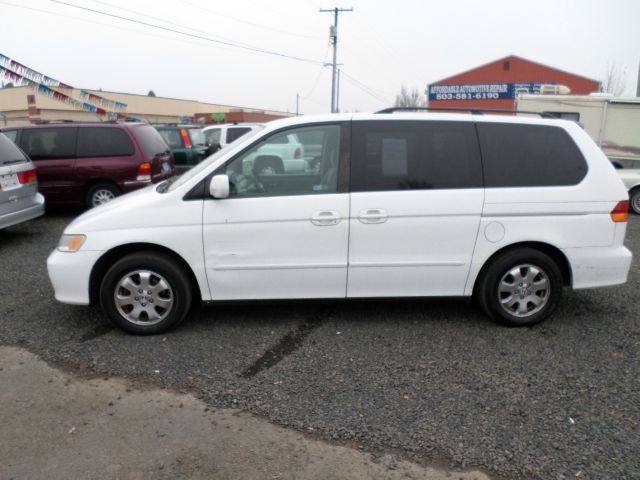 2004 Honda Odyssey 4dr Quad Cab 160.5 DRW 4WD Laramie