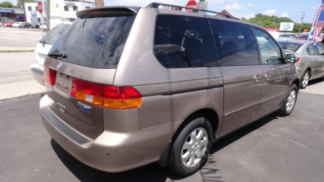 2004 Honda Odyssey GS 43