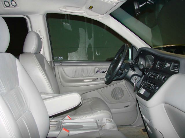 2004 Honda Odyssey GS 43