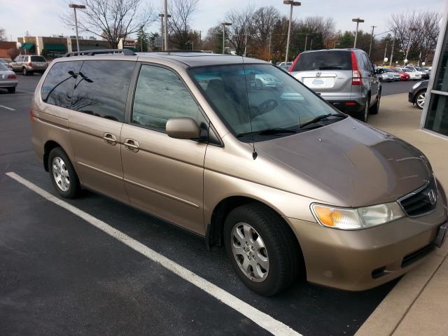 2004 Honda Odyssey LS 2WD