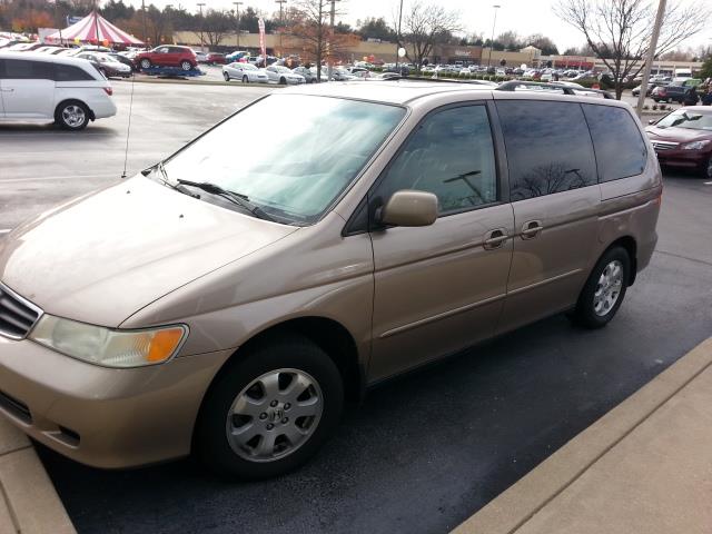2004 Honda Odyssey LS 2WD