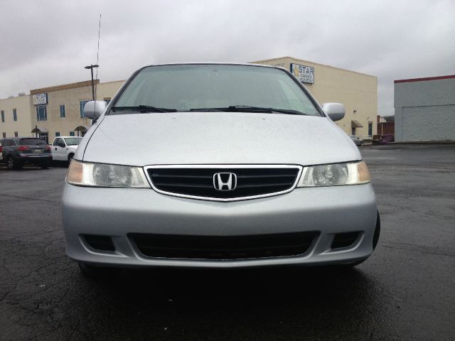2004 Honda Odyssey 4dr Quad Cab 160.5 DRW 4WD Laramie