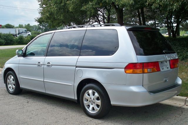 2004 Honda Odyssey LS 2WD
