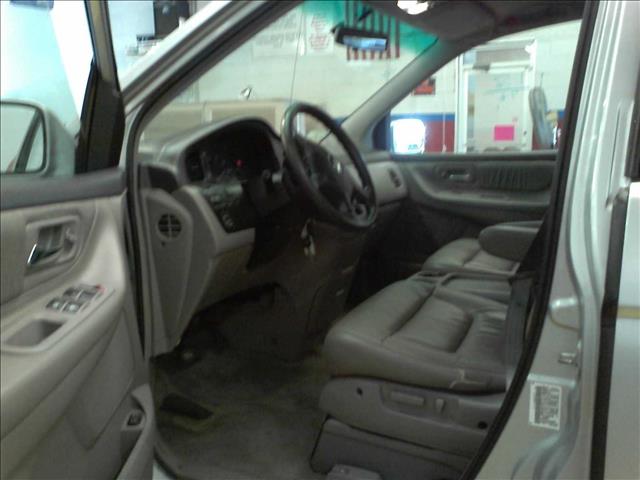 2004 Honda Odyssey Base LS Work Truck