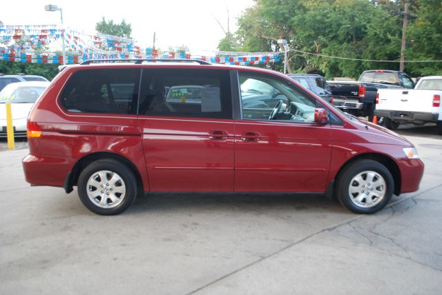 2004 Honda Odyssey 4dr Quad Cab 160.5 DRW 4WD Laramie