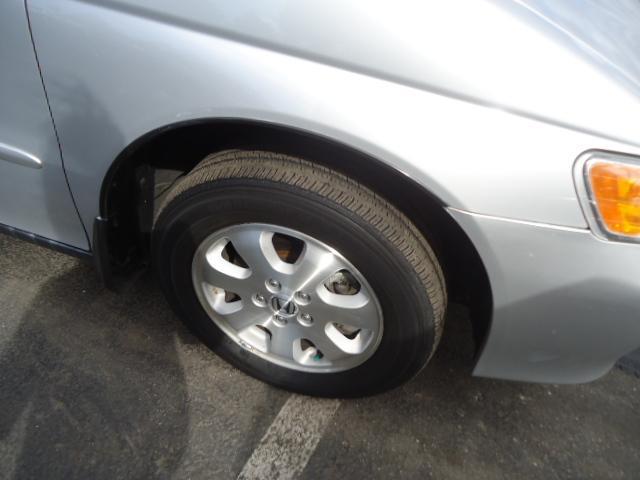 2004 Honda Odyssey LS 2WD