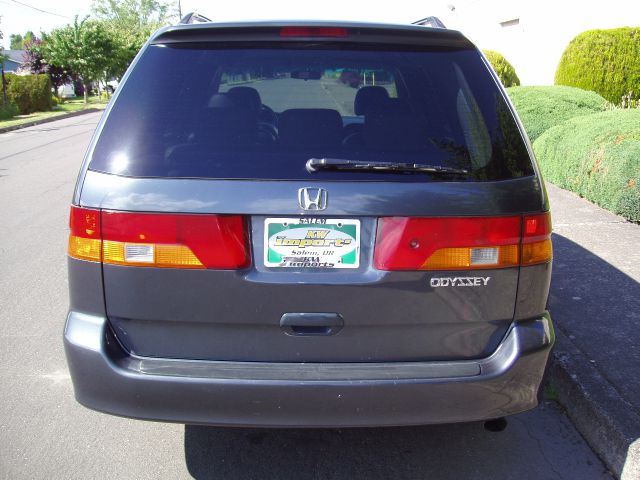 2004 Honda Odyssey GS 43
