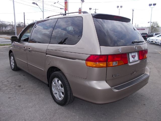 2004 Honda Odyssey 4dr Quad Cab 160.5 DRW 4WD Laramie