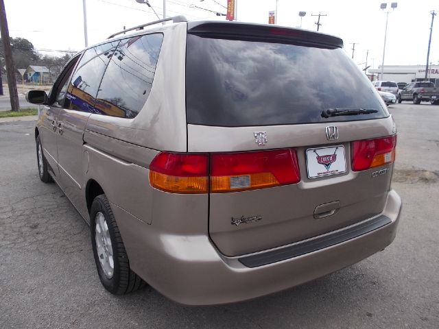 2004 Honda Odyssey 4dr Quad Cab 160.5 DRW 4WD Laramie