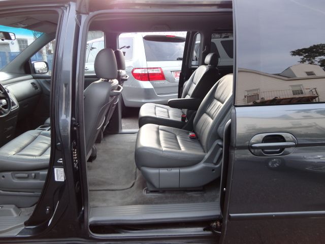 2004 Honda Odyssey GS 43