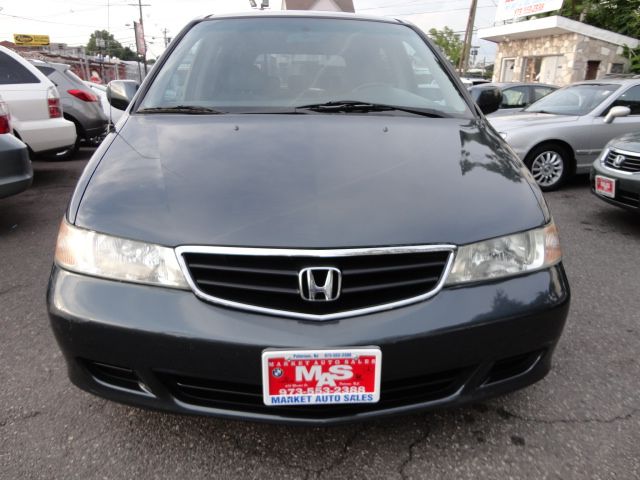 2004 Honda Odyssey GS 43