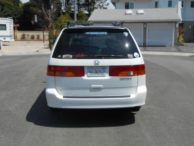 2004 Honda Odyssey LS 2WD
