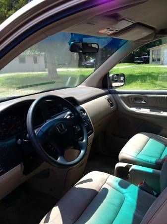 2004 Honda Odyssey GS 43