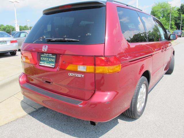 2004 Honda Odyssey LS 2WD