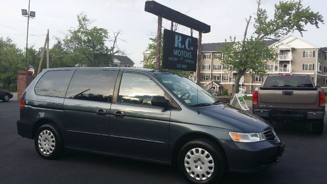 2004 Honda Odyssey L.T. 4-w.d. 5.3L