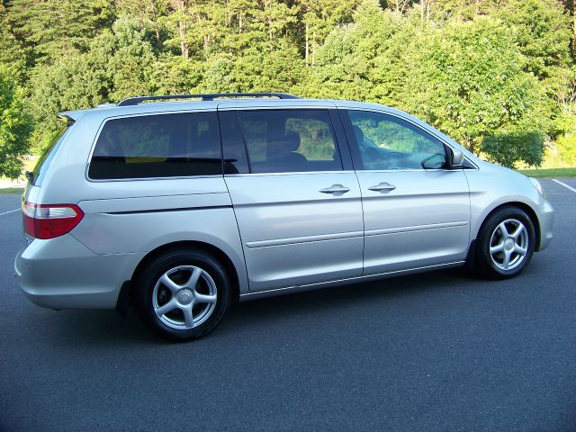 2005 Honda Odyssey Grand Touring Sport
