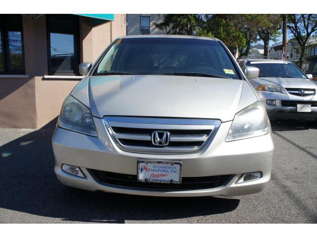 2005 Honda Odyssey SE Sport Wagon 4D