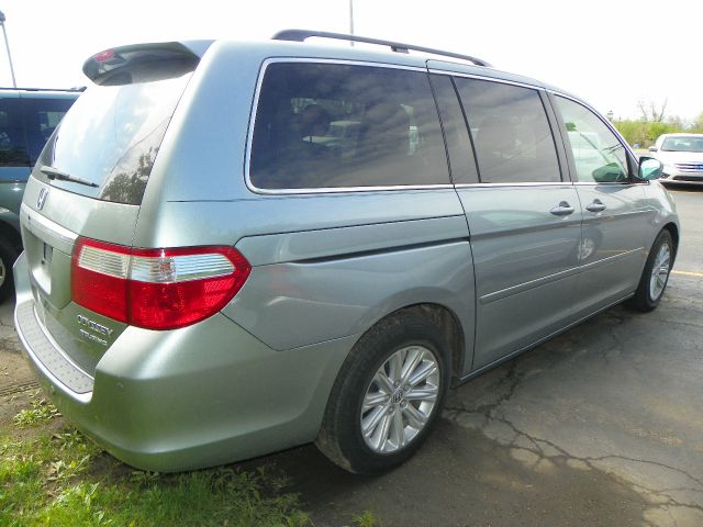 2005 Honda Odyssey LS Flex Fuel 4x4 This Is One Of Our Best Bargains